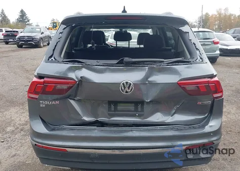 2020 Volkswagen Tiguan 2.0T Se/2.0T Se R-Line Black/2.0T Sel z USA, uszkodzony, nr VIN 3VV2B7AX0LM094892